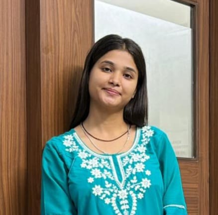 Dr Poonam (PT)